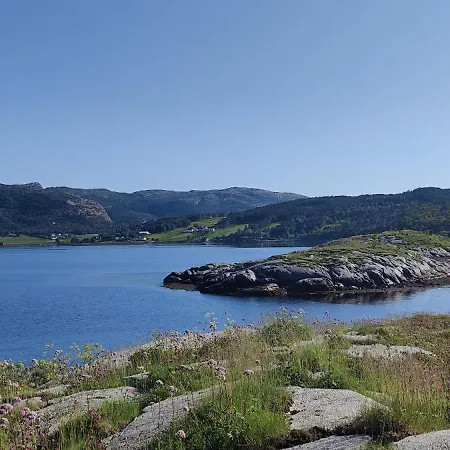 Edvinstua Solbakken Vakantiehuis *